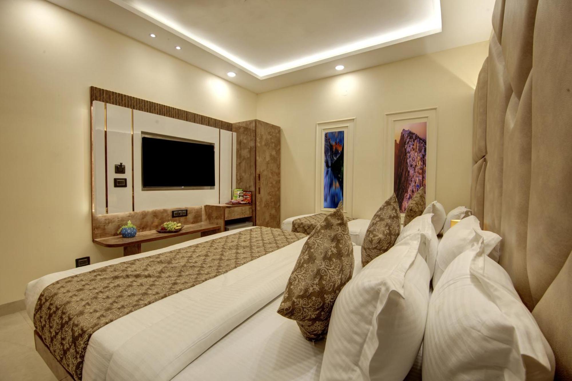 Bless Inn - Near Connaught Place New Delhi Exterior foto