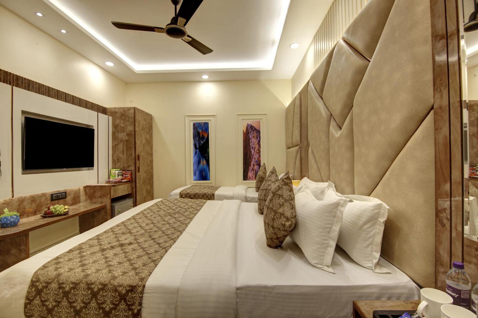 Bless Inn - Near Connaught Place New Delhi Exterior foto