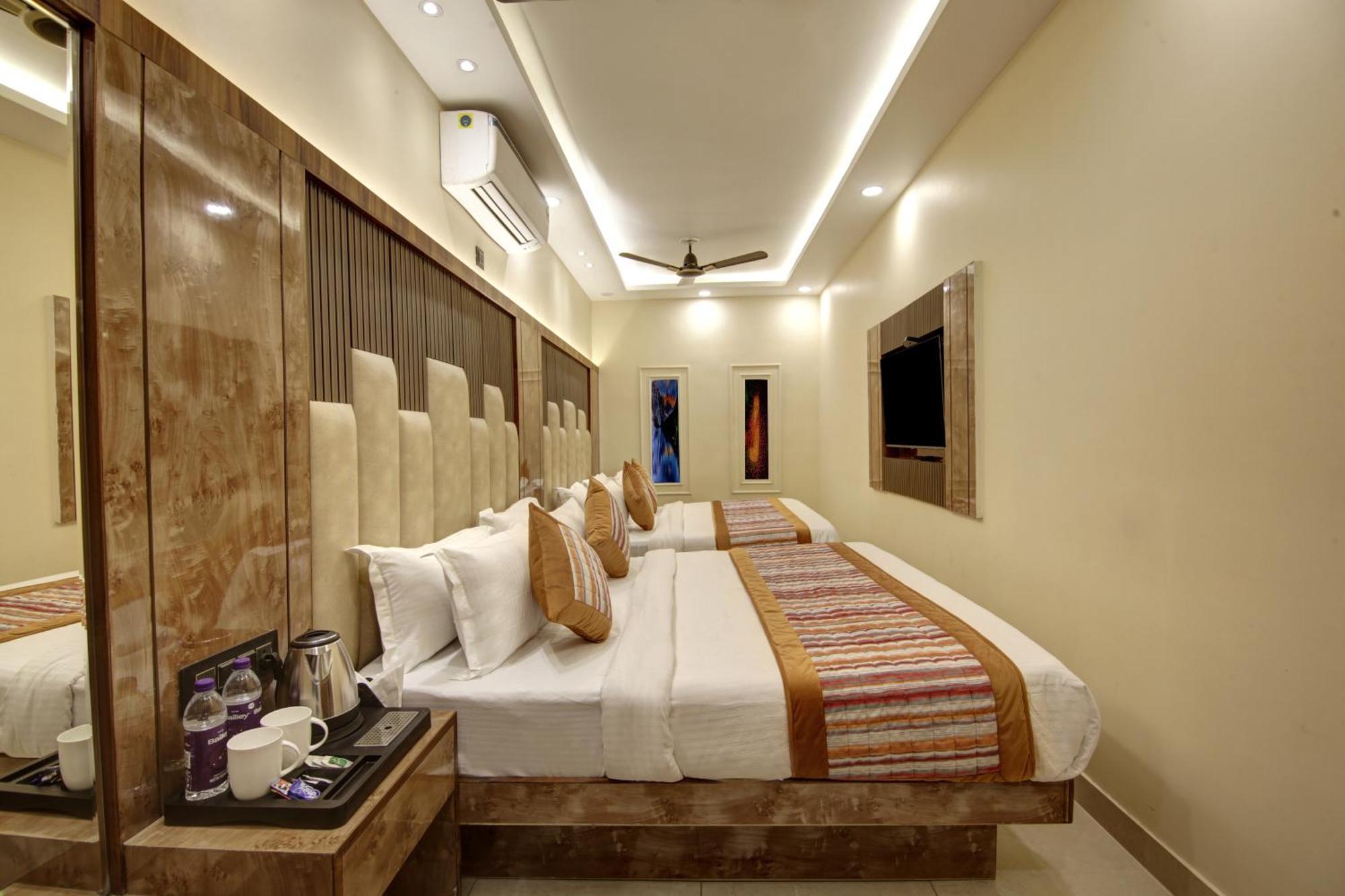 Bless Inn - Near Connaught Place New Delhi Exterior foto