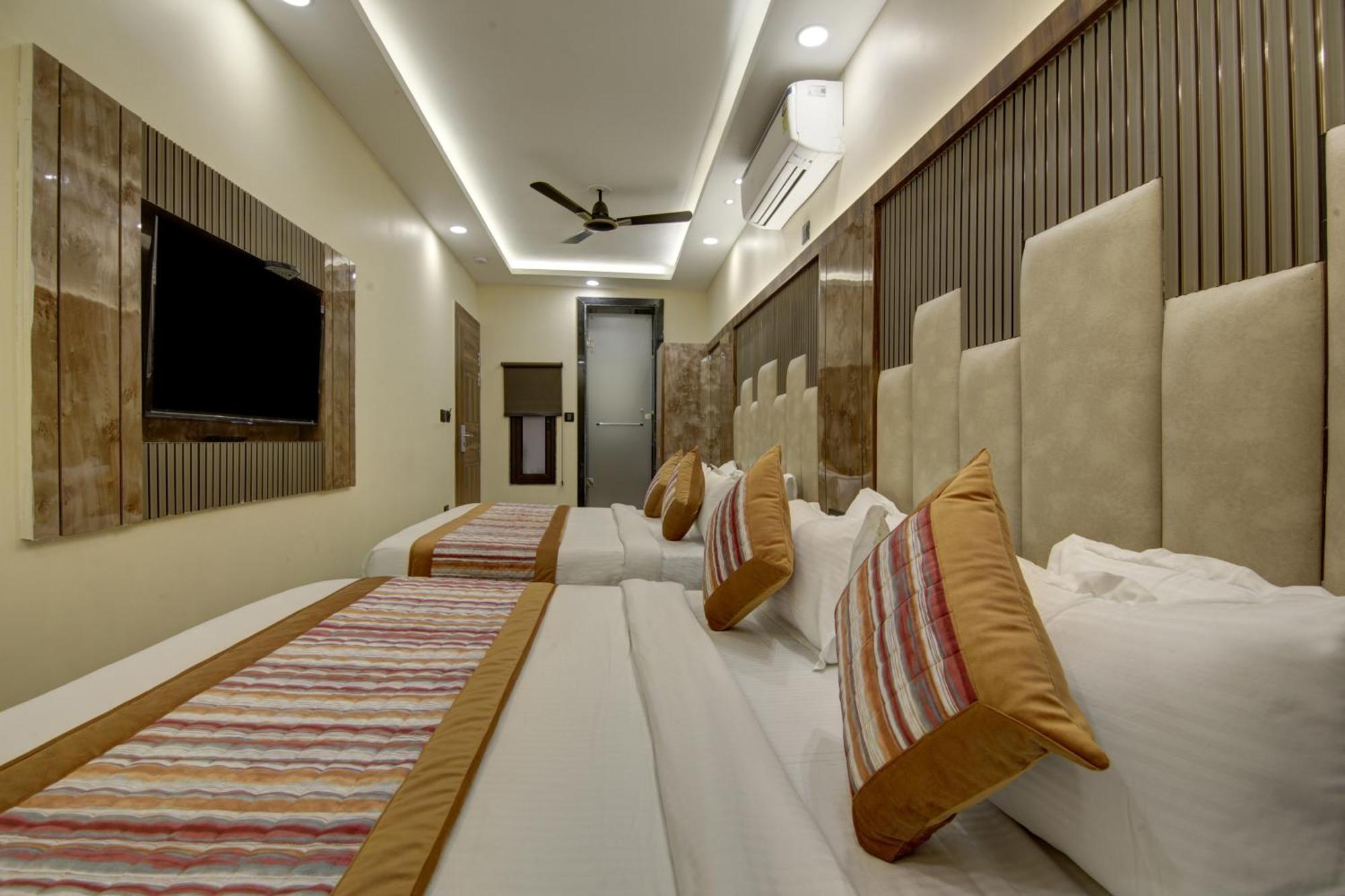 Bless Inn - Near Connaught Place New Delhi Exterior foto