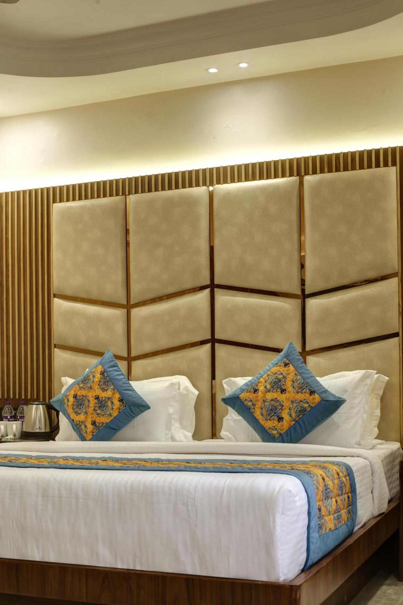 Bless Inn - Near Connaught Place New Delhi Exterior foto