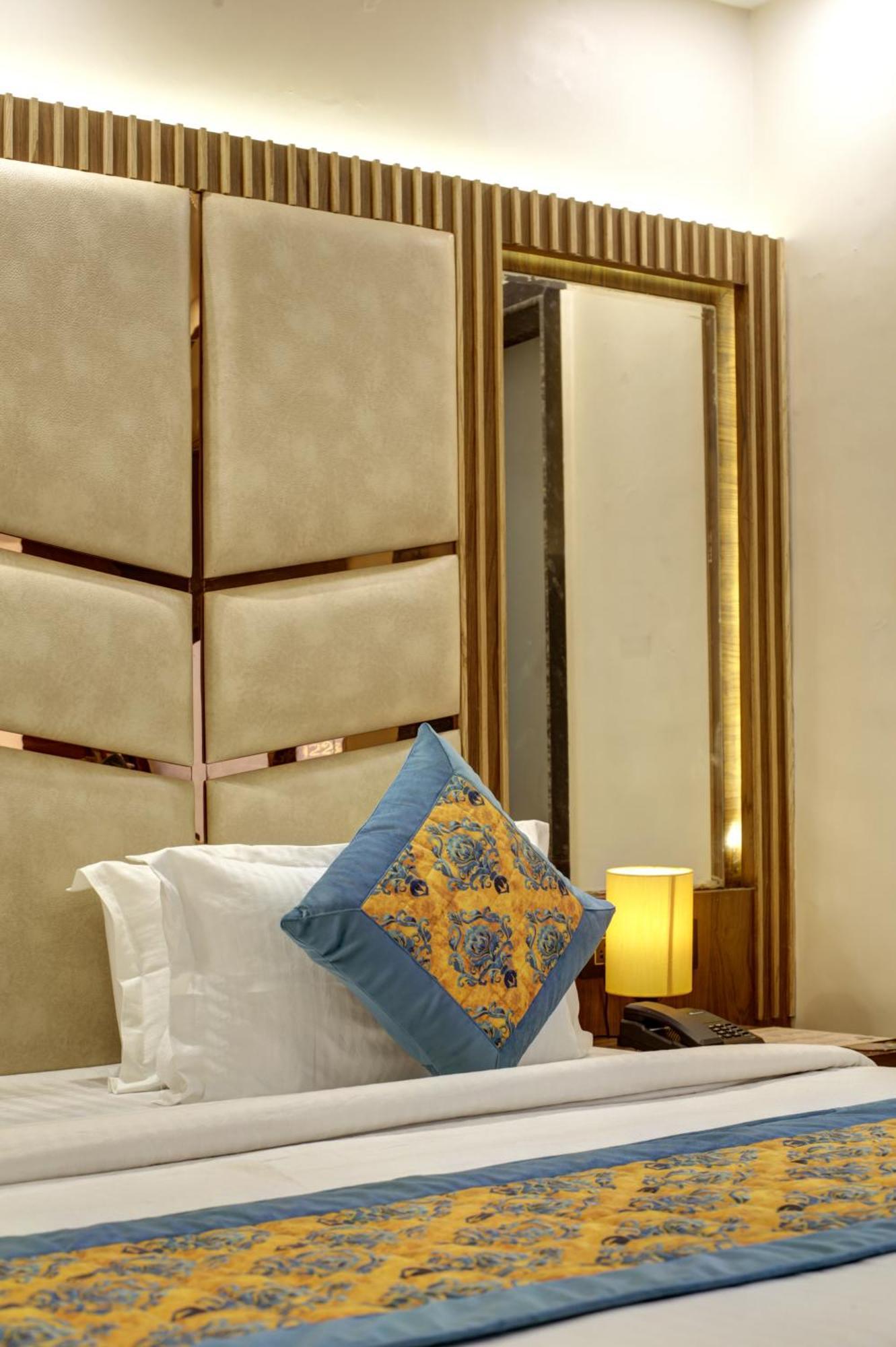 Bless Inn - Near Connaught Place New Delhi Exterior foto